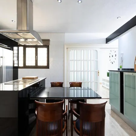 Apartment House In Palmas De Gran Canaria